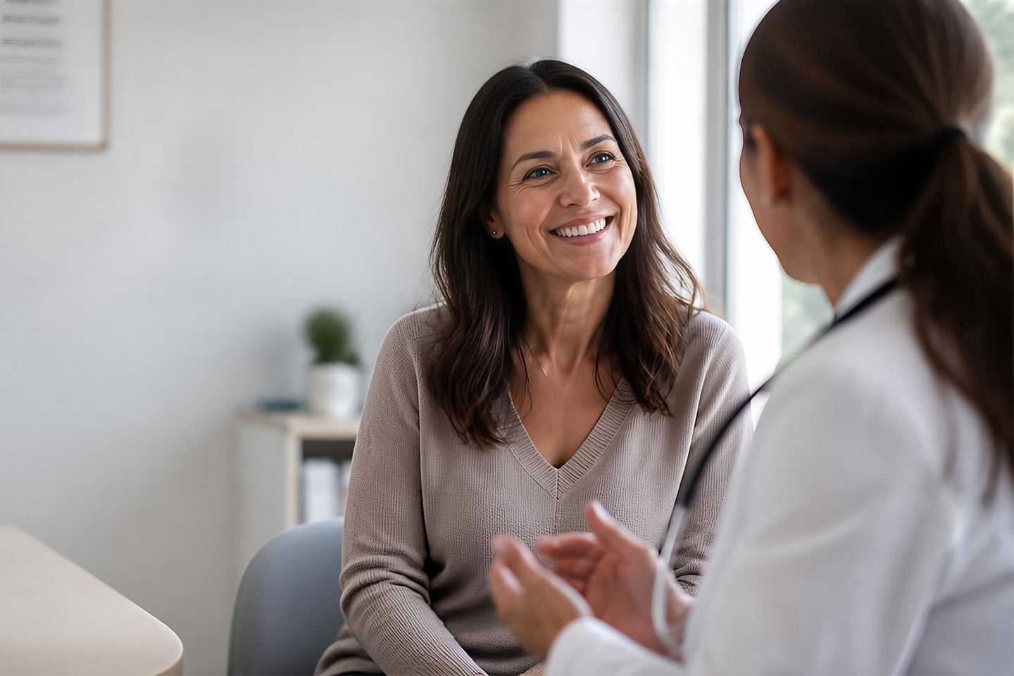 patient and doctor discussing