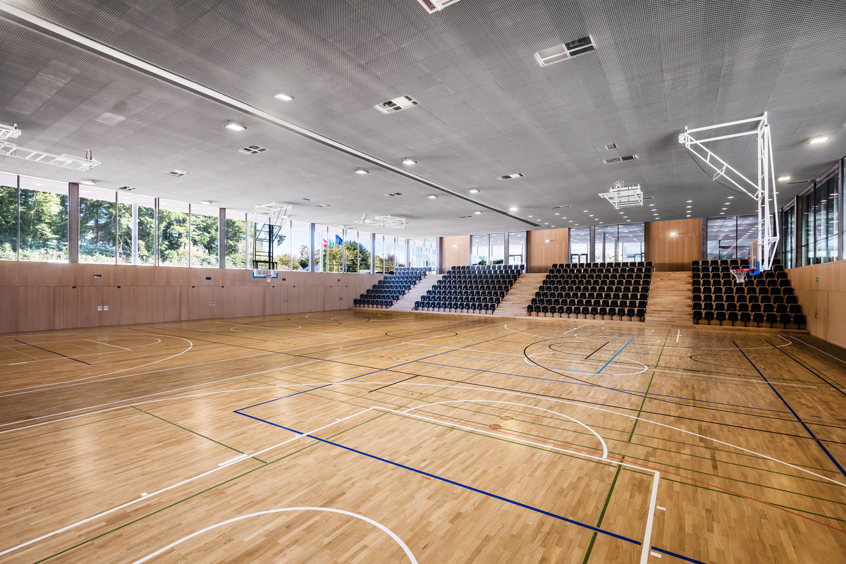 Oakfield_Lausanne
