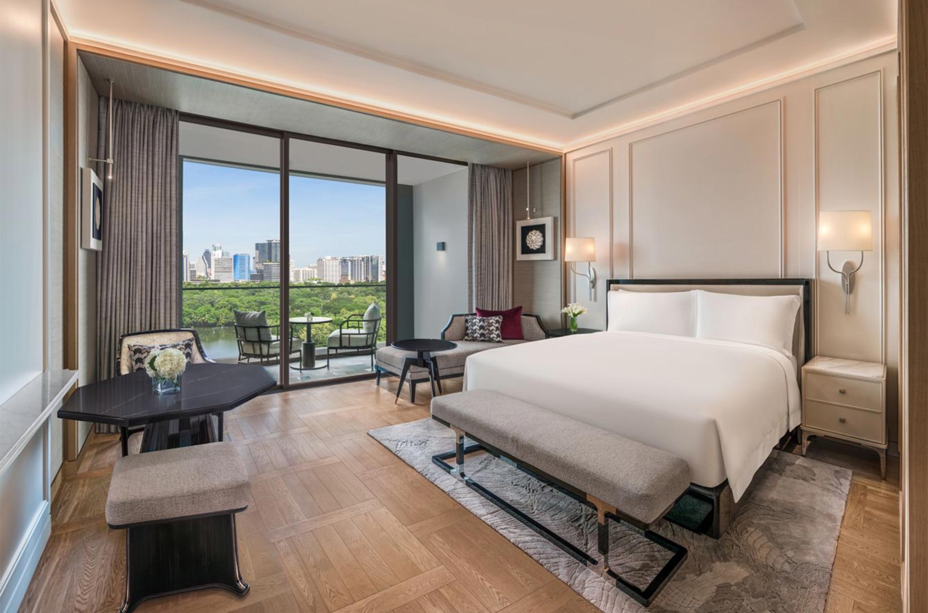 alumni-bangkok-Ritz-Carlton-Room